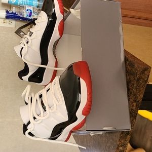 Jordan Retro 11 Size 9